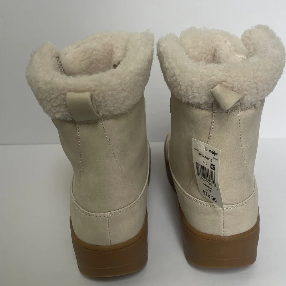 Falls Creek Anita‎ Cream Faux Fur Lined Lace-Up Winter Boots 9 NWT